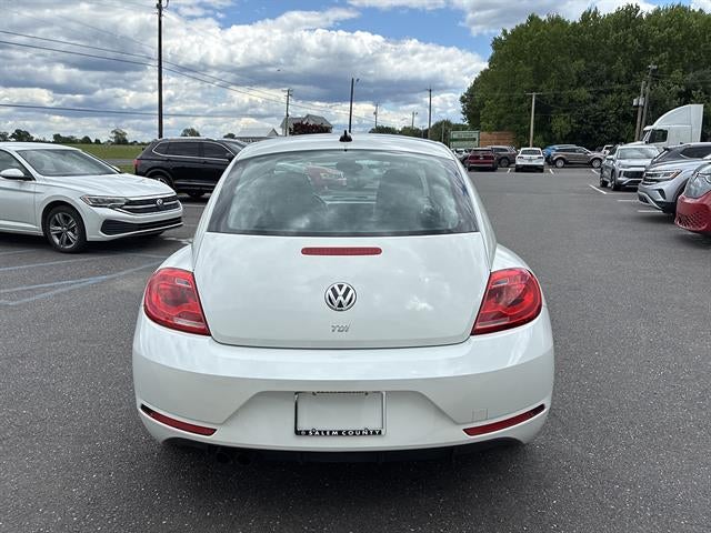 2014 Volkswagen Beetle 2dr DSG 2.0L TDI