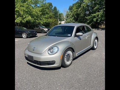 2014 Volkswagen Beetle 2dr Auto 2.5L PZEV *Ltd Avail*
