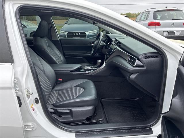 2019 Toyota Camry SE Auto