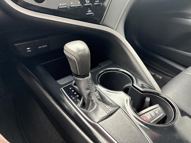 2019 Toyota Camry SE Auto