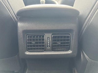 2019 Toyota Camry SE Auto