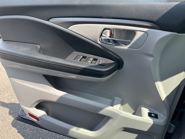 2019 Honda Pilot LX AWD