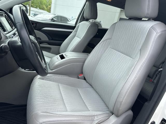 2016 Toyota Highlander AWD 4dr V6 LE