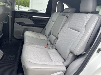 2016 Toyota Highlander AWD 4dr V6 LE