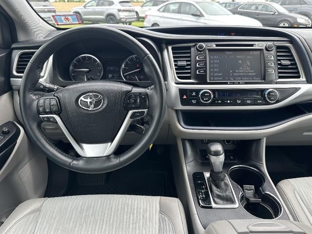 2016 Toyota Highlander AWD 4dr V6 LE