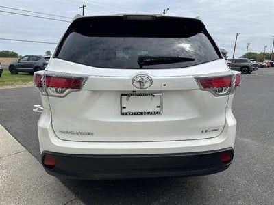 2016 Toyota Highlander AWD 4dr V6 LE