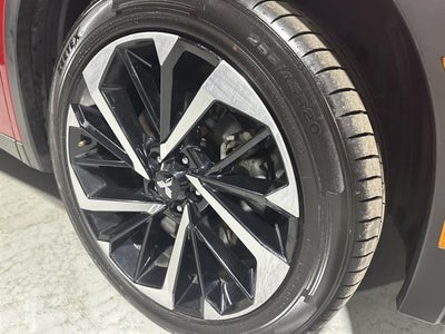 2023 Mitsubishi Outlander PHEV SE