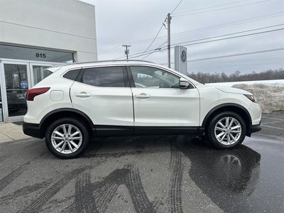 2018 Nissan Rogue Sport SV