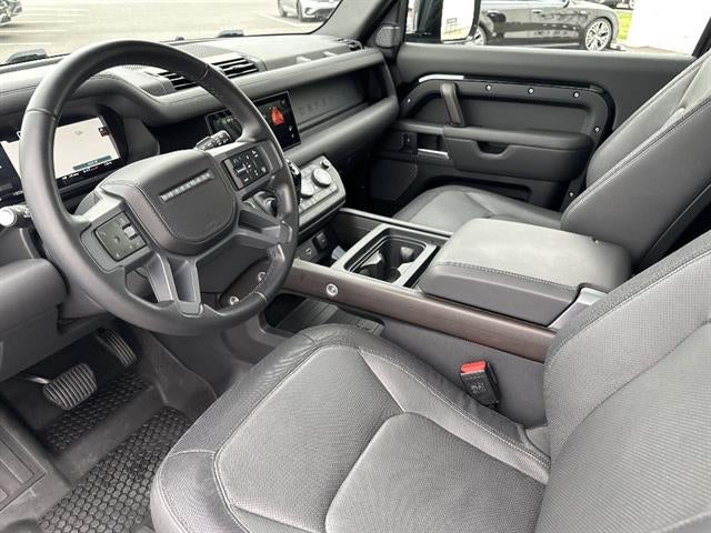 2024 Land Rover Defender 90 P400 X-Dynamic SE