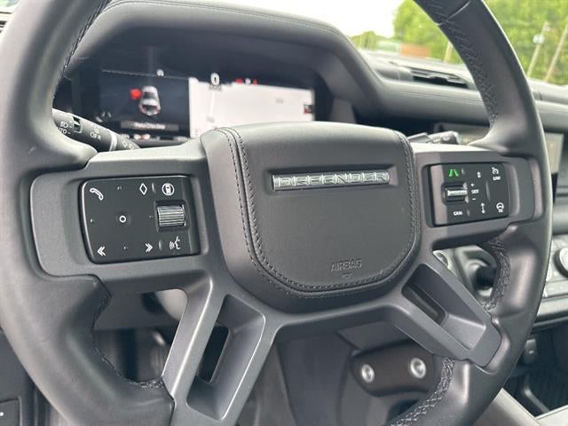 2024 Land Rover Defender 90 P400 X-Dynamic SE
