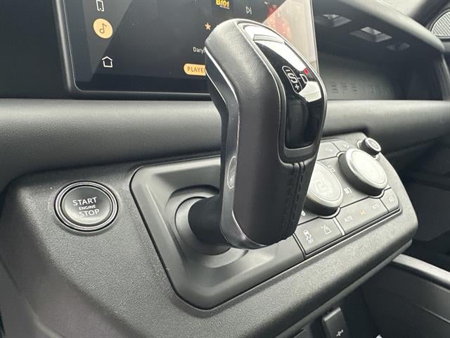 2024 Land Rover Defender 90 P400 X-Dynamic SE