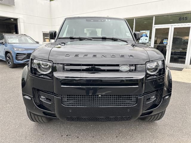 2024 Land Rover Defender 90 P400 X-Dynamic SE