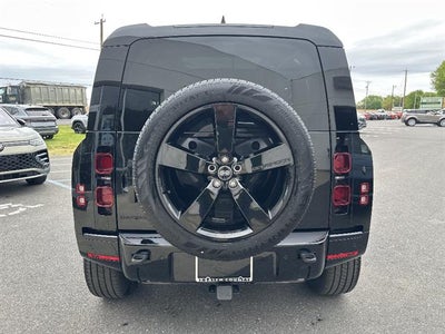 2024 Land Rover Defender 90 P400 X-Dynamic SE