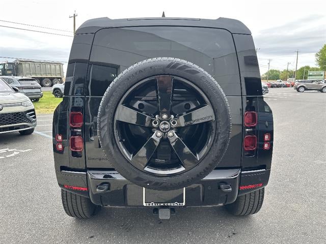 2024 Land Rover Defender 90 P400 X-Dynamic SE