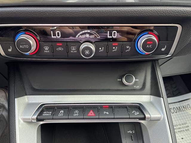 2022 Audi Q3 Premium 40 TFSI quattro