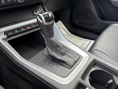2022 Audi Q3 Premium 40 TFSI quattro