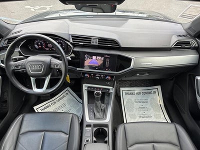 2022 Audi Q3 Premium 40 TFSI quattro