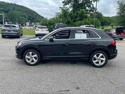 2022 Audi Q3 Premium 40 TFSI quattro