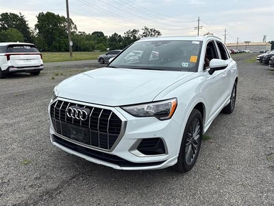 2022 Audi Q3 Premium 40 TFSI quattro