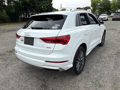 2022 Audi Q3 Premium 40 TFSI quattro