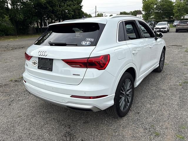 2022 Audi Q3 Premium 40 TFSI quattro