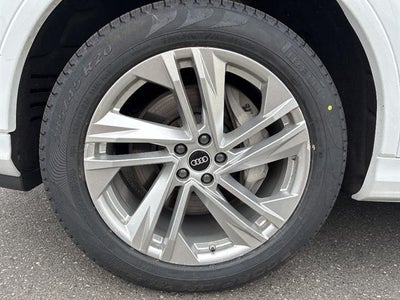 2022 Audi Q7 Premium 55 TFSI quattro