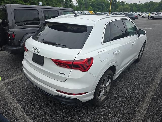 2021 Audi Q3 S line Premium 45 TFSI quattro