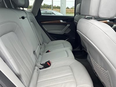 2022 Audi Q5 S line Premium 45 TFSI quattro