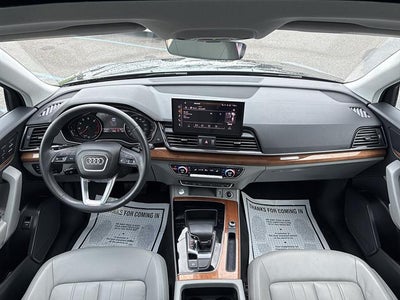 2022 Audi Q5 S line Premium 45 TFSI quattro