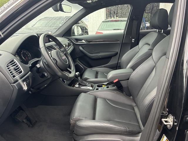 2016 Audi Q3 quattro 4dr Prestige