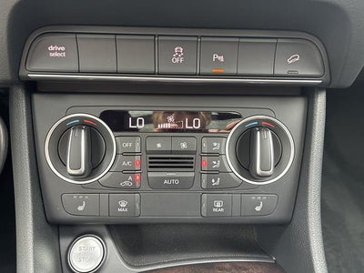2016 Audi Q3 quattro 4dr Prestige
