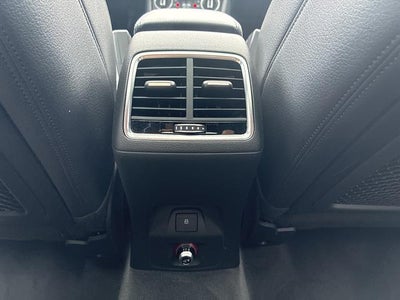 2016 Audi Q3 quattro 4dr Prestige