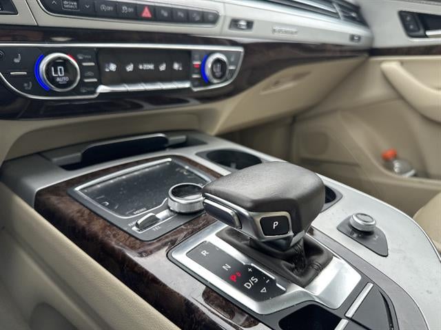 2019 Audi Q7 Premium Plus 45 TFSI quattro