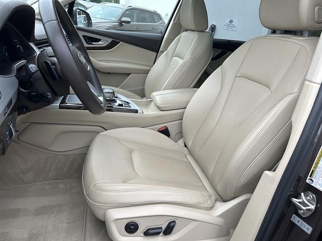 2019 Audi Q7 Premium Plus 45 TFSI quattro