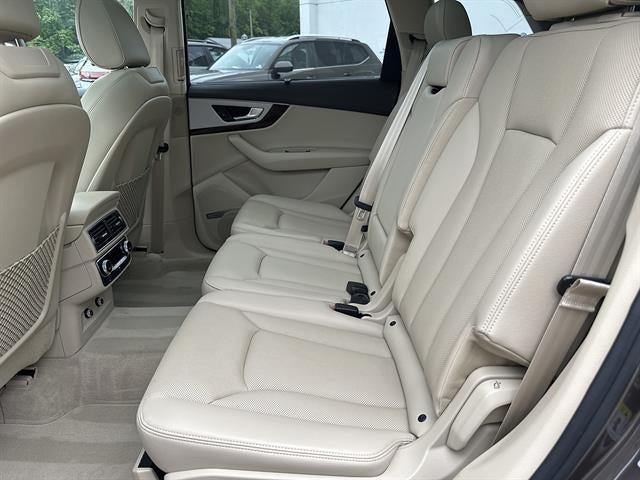 2019 Audi Q7 Premium Plus 45 TFSI quattro