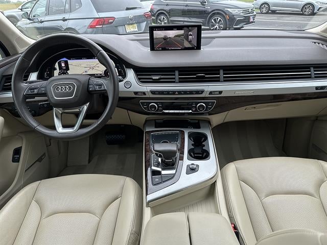 2019 Audi Q7 Premium Plus 45 TFSI quattro