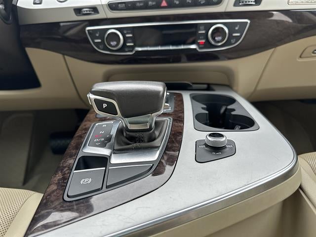 2019 Audi Q7 Premium Plus 45 TFSI quattro