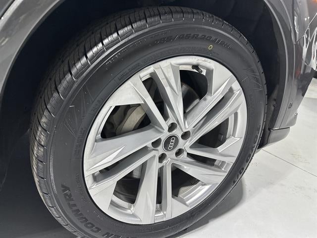 2021 Audi Q7 Premium Plus