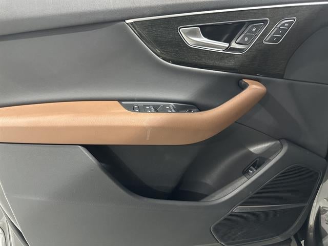 2021 Audi Q7 Premium Plus