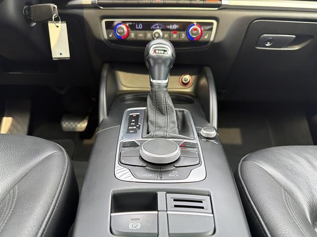 2016 Audi A3 4dr Sdn quattro 2.0T Premium