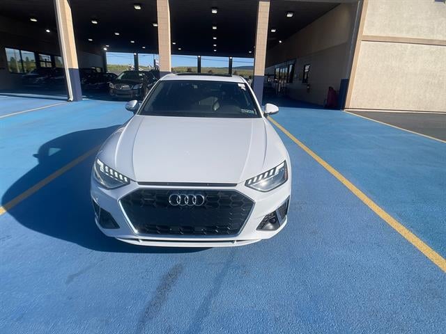 2022 Audi A4 Sedan S line Premium Plus 45 TFSI quattro