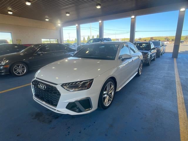 2022 Audi A4 Sedan S line Premium Plus 45 TFSI quattro