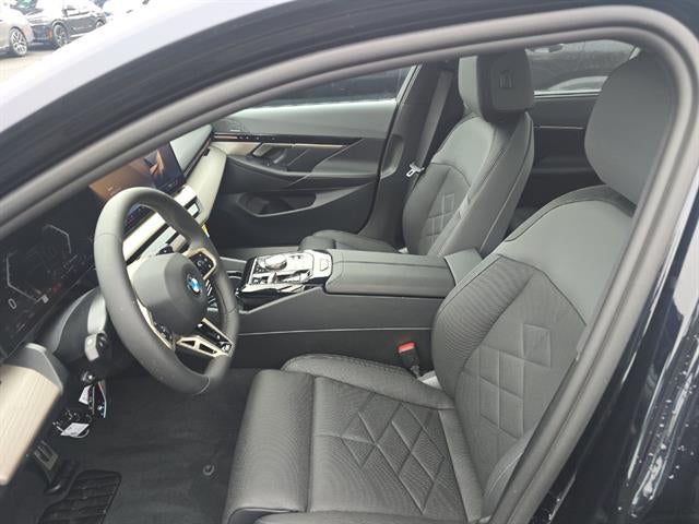 2024 BMW 530i xDrive 530i xDrive