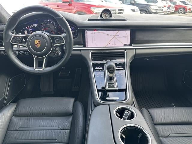 2019 Porsche Panamera GTS