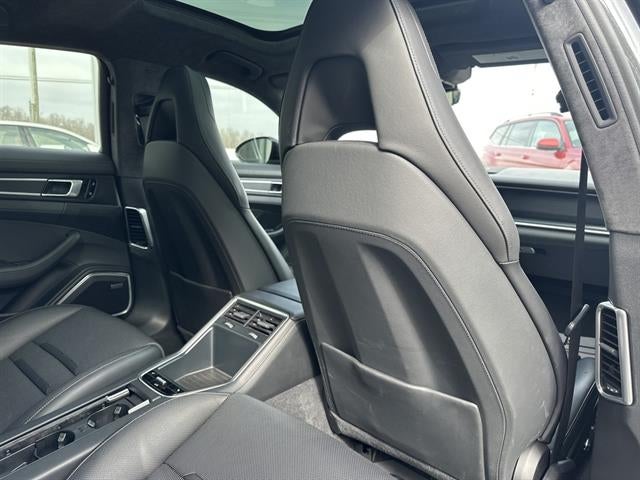 2019 Porsche Panamera GTS