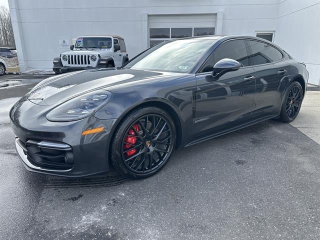 2019 Porsche Panamera GTS