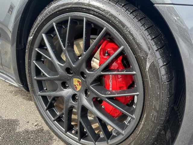 2019 Porsche Panamera GTS