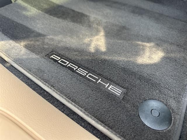 2021 Porsche Macan AWD