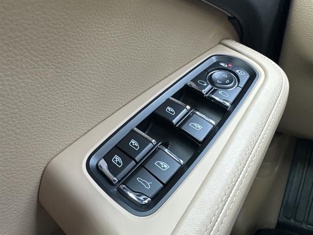 2021 Porsche Macan AWD