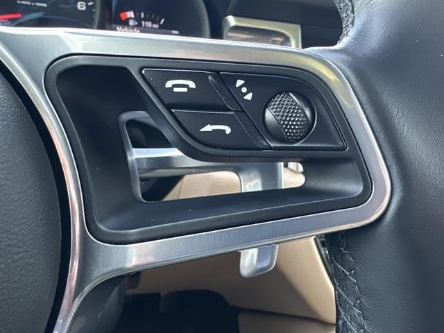 2021 Porsche Macan AWD